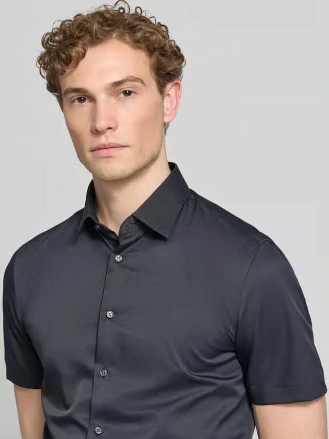 Jake*s slim fit zakelijk hemd met kentkraag