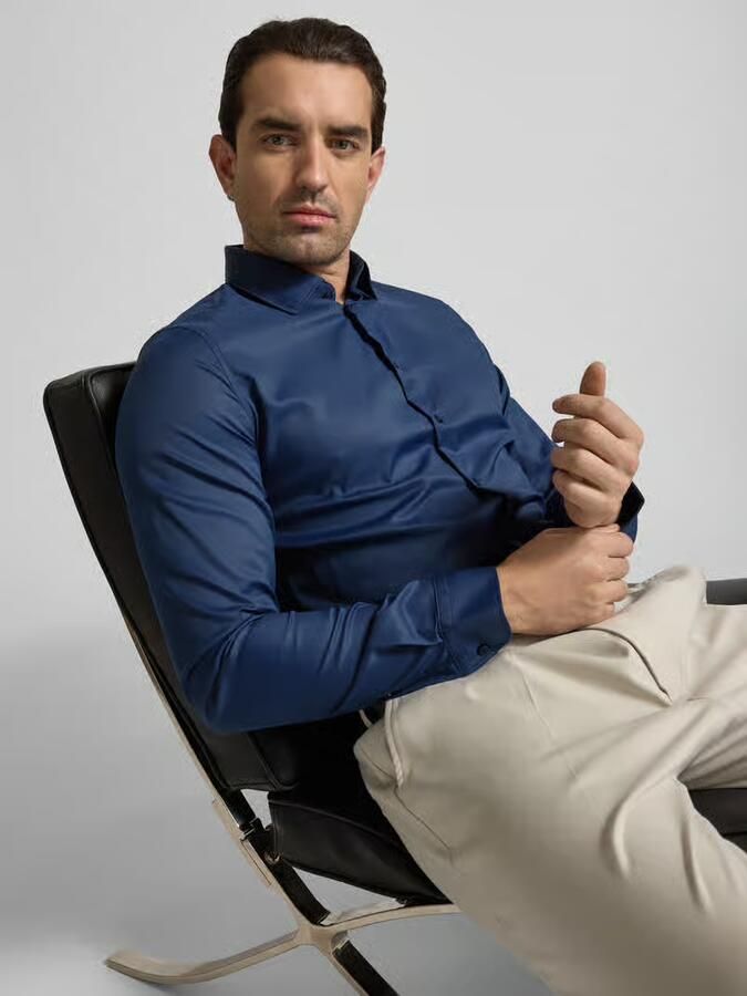 Jake*s Slim fit zakelijk overhemd met kentkraag en extra lange mouwen