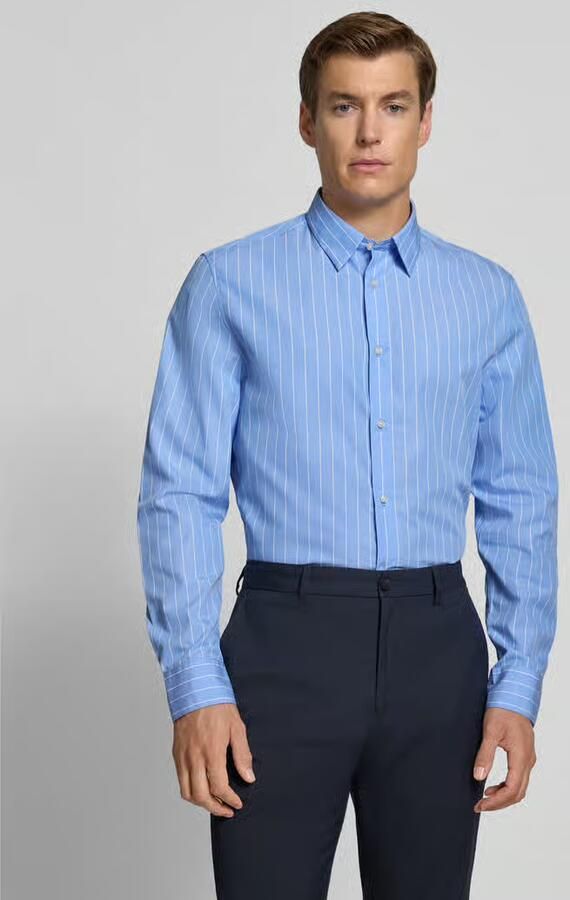 Jake*s Slim fit zakelijk overhemd met knoopsluiting - Foto 2