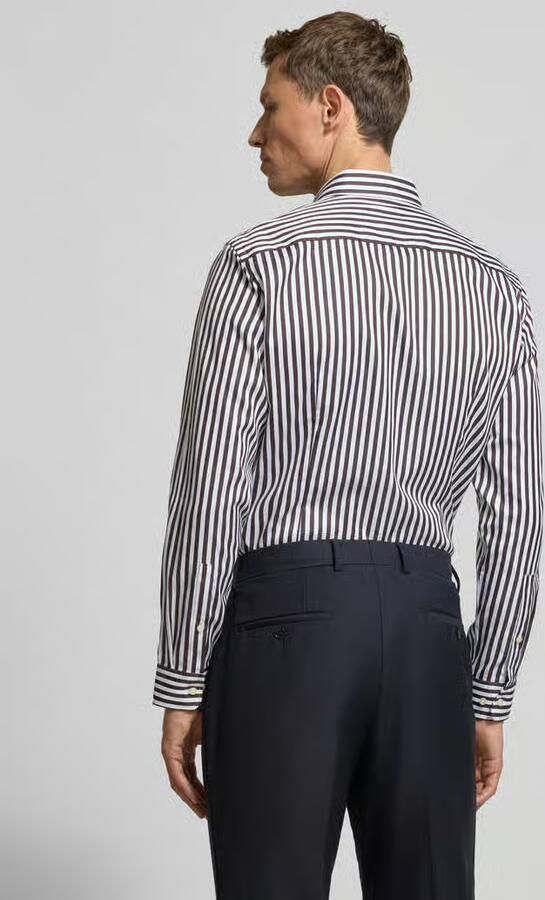 Jake*s Slim fit zakelijk overhemd van katoen met haaikraag
