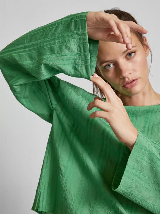 Jake*s Studio Woman Blouseshirt van viscosemix met ronde hals
