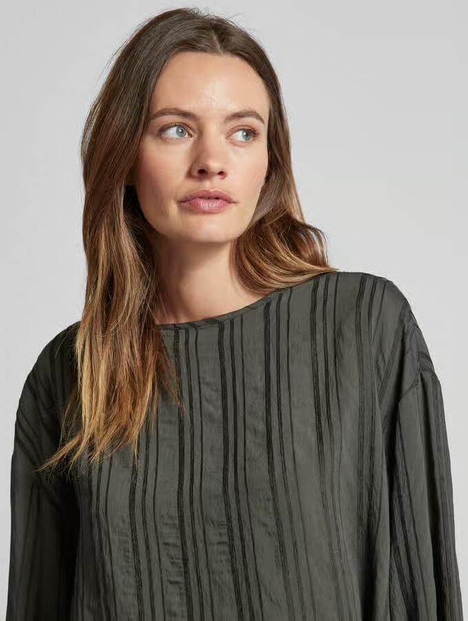 Jake*s Studio Woman Blouseshirt van viscosemix met ronde hals