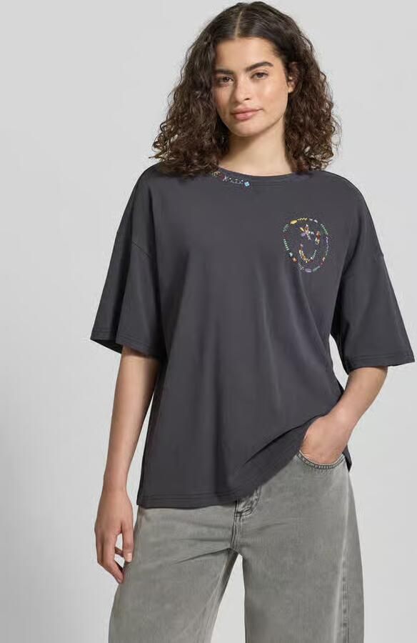 Jake*s Studio Woman relaxed fit T-shirt met bloemrijk stitching - Foto 2