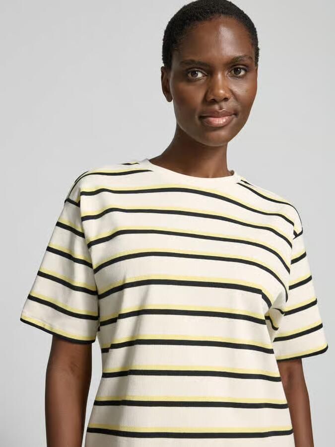 Jake*s Studio Woman T-shirt in all-over look met ronde hals