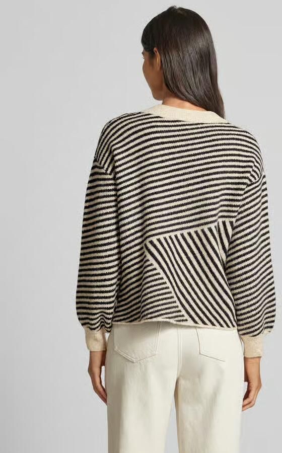 Kaffe Gebreide pullover met extra brede schouders model 'Averana'