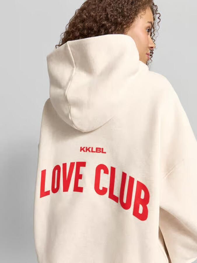 Karo Kauer Hoodie met statementprint model 'Love Club'