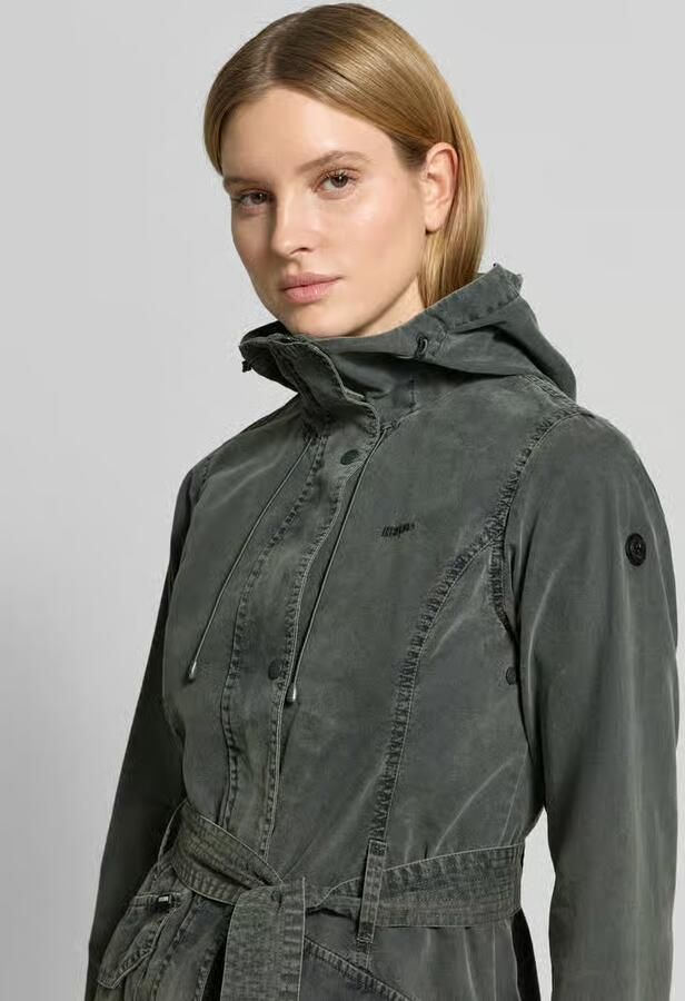 Khujo Jack met strikceintuur model 'PREA'