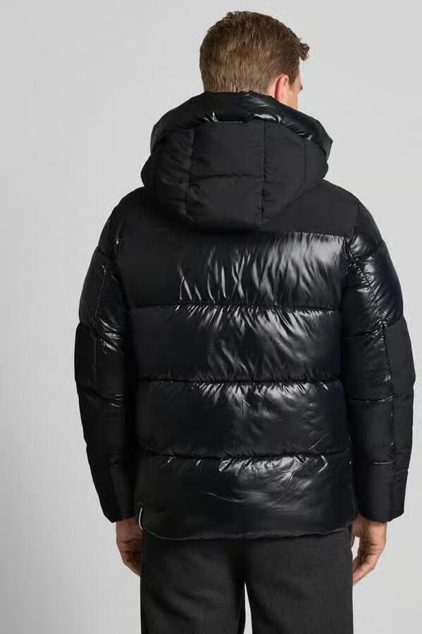 Khujo Extra lang gewatteerd jack model 'EMMET'