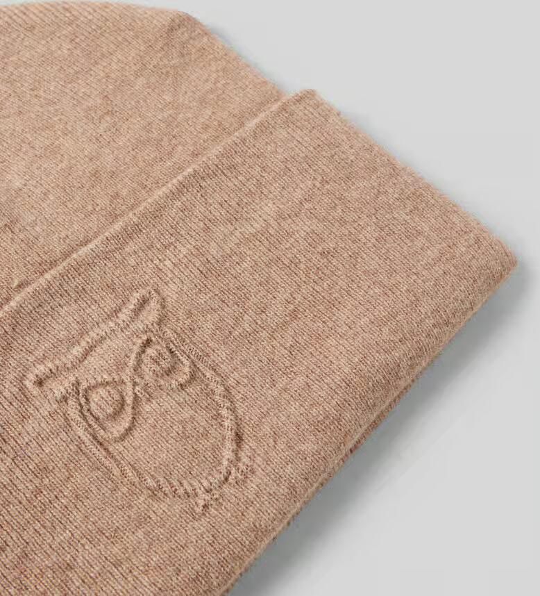 KnowledgeCotton Apparel Beanie met labeldetail