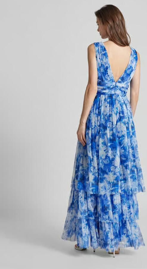 Lace & Beads Avondjurk in laagjeslook