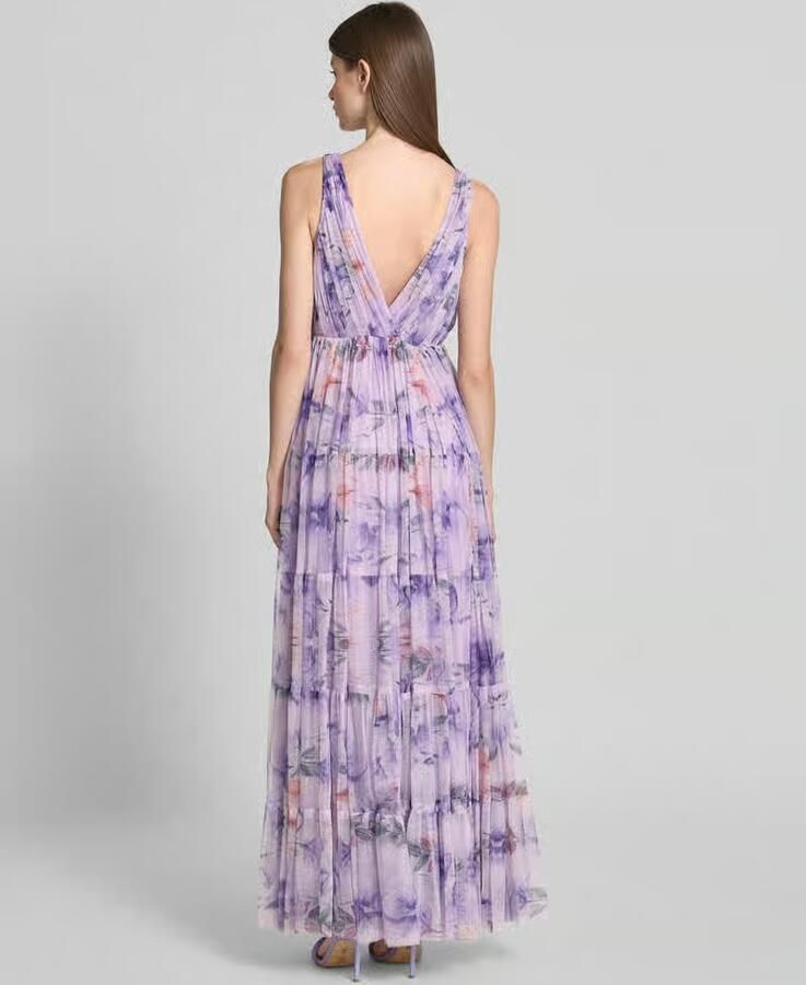 Lace & Beads Avondjurk in laagjeslook met V-hals