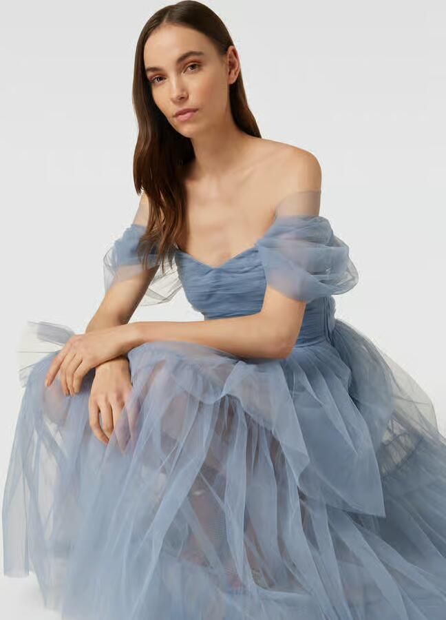 Lace & Beads Avondjurk in off shoulder-design