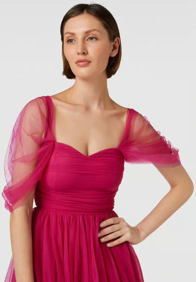 Lace & Beads Avondjurk in off shoulder-design
