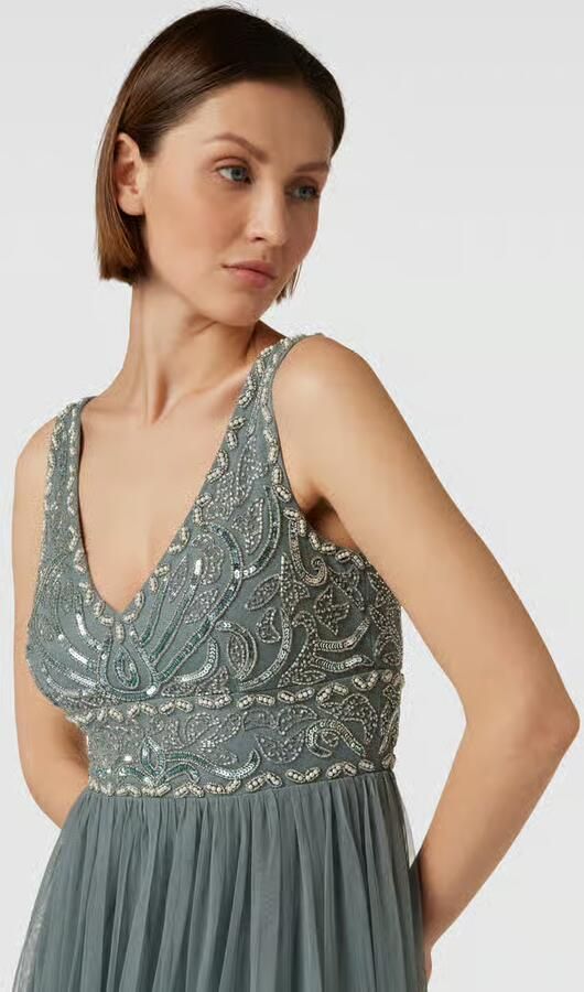 Lace & Beads avondjurk met siersteentjes