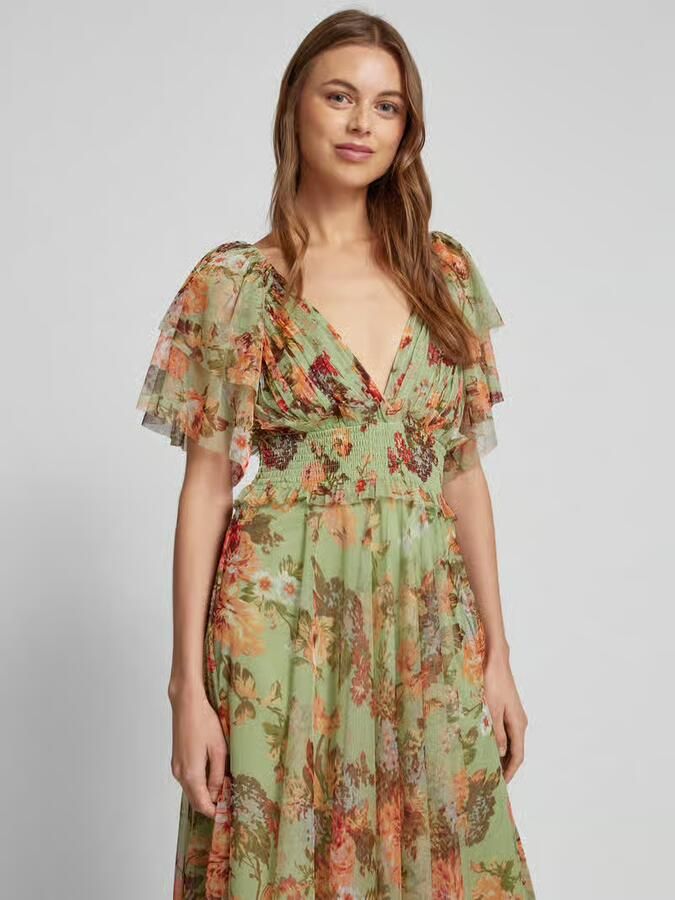 Lace & Beads Avondjurk met smokdetails
