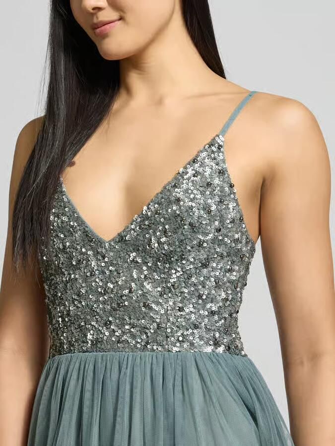 Lace & Beads Cocktailjurk met pailletten