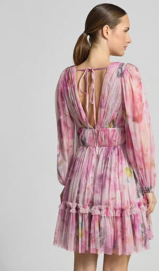 Lace & Beads Cocktailjurk van tule met V-halslijn