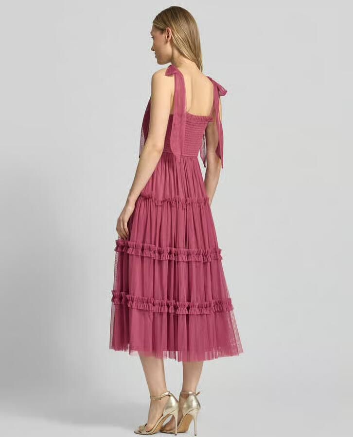 Lace & Beads Knie-lange cocktailjurk met smokdetail