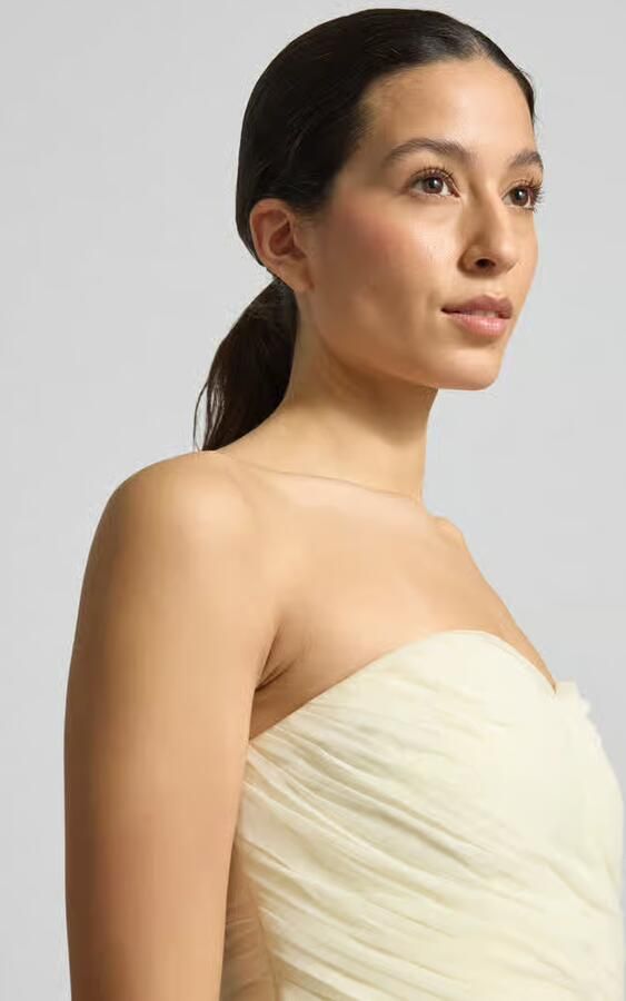 Lace & Beads Kort top in off-shoulder-look