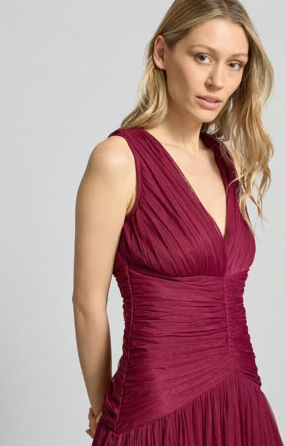 Lace & Beads maxi-jurk van mesh met V-hals