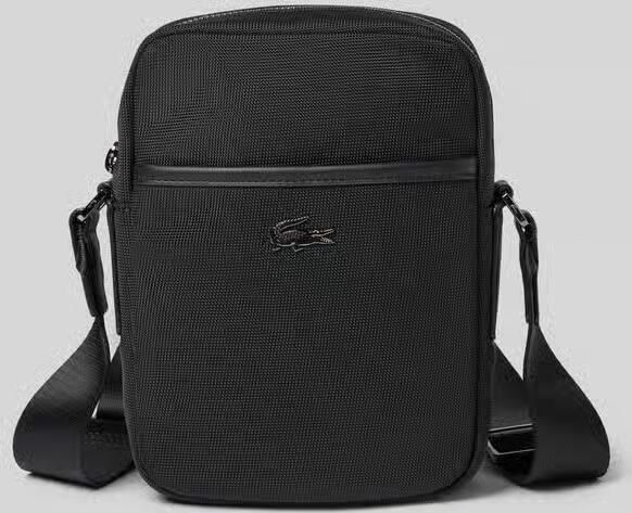 Lacoste Schoudertas met logodetail