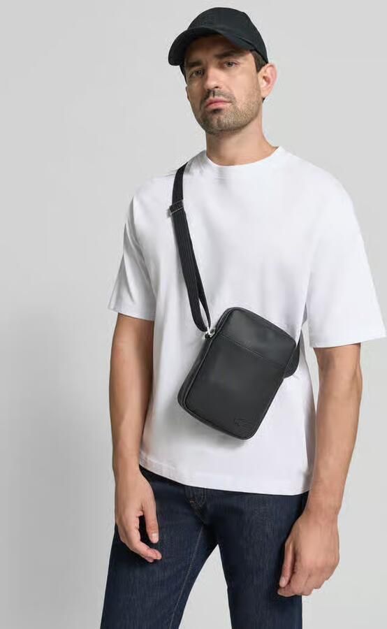 Lacoste schoudertas met logoprint 'Classic Vertical Camera B' - Foto 2