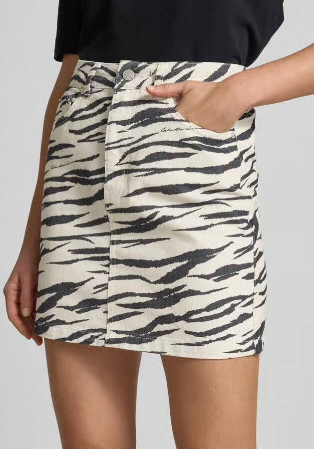 Lala Berlin minirok met all-over dierenprint
