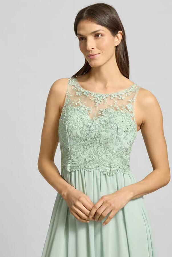 Laona Avondjurk in maxilengte met strass-steentjes