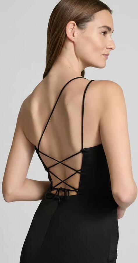 Laona Avondjurk met one shoulder-band