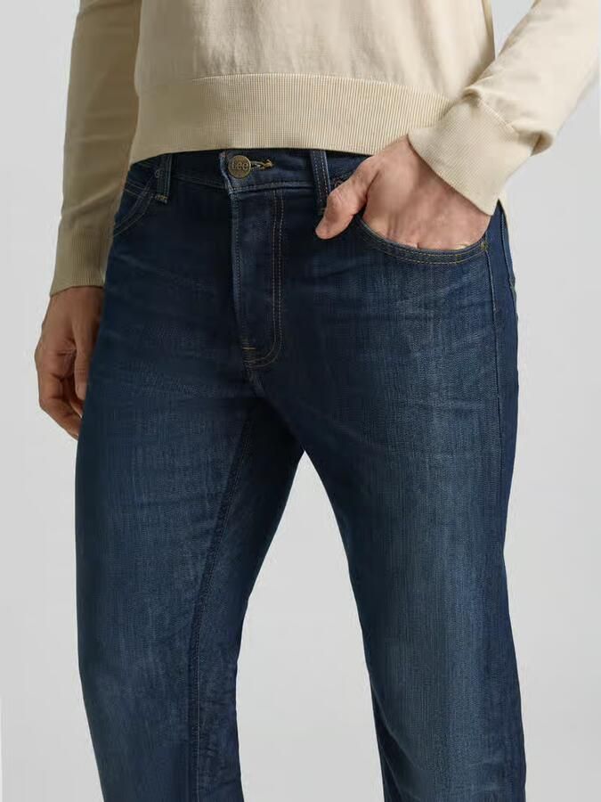 Lee Straight fit jeans in 5-pocket-design model 'DAREN'