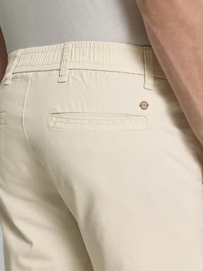 Lerros korte chino met strookzakken aan de achterkant - Foto 3