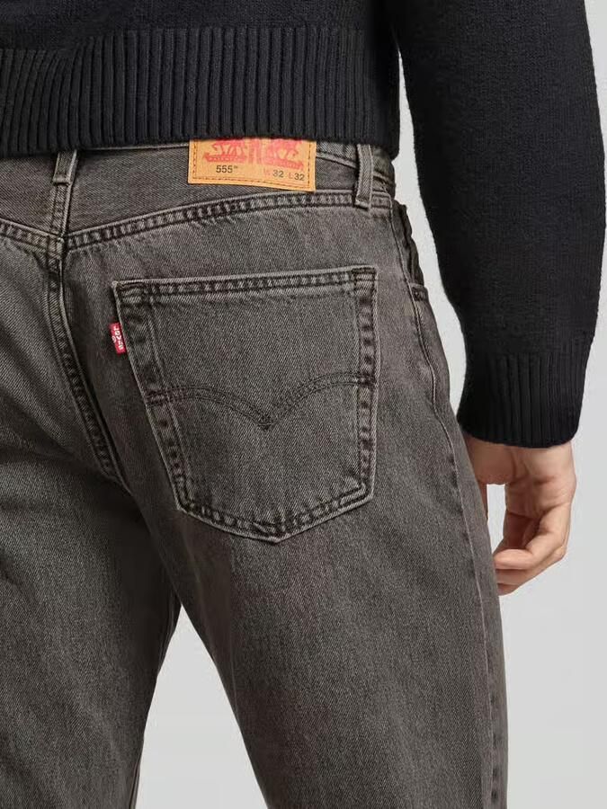 Levi's Relaxed straight fit jeans met steekzakken model '555'