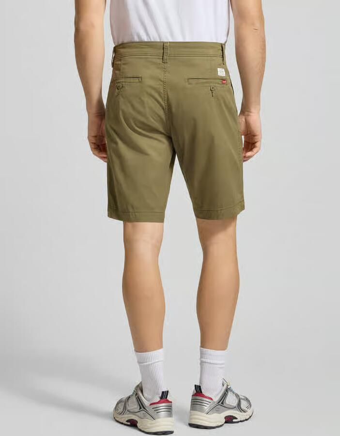 Levi's Bermuda met strookzakken aan de achterkant model 'CHINO' - Foto 2
