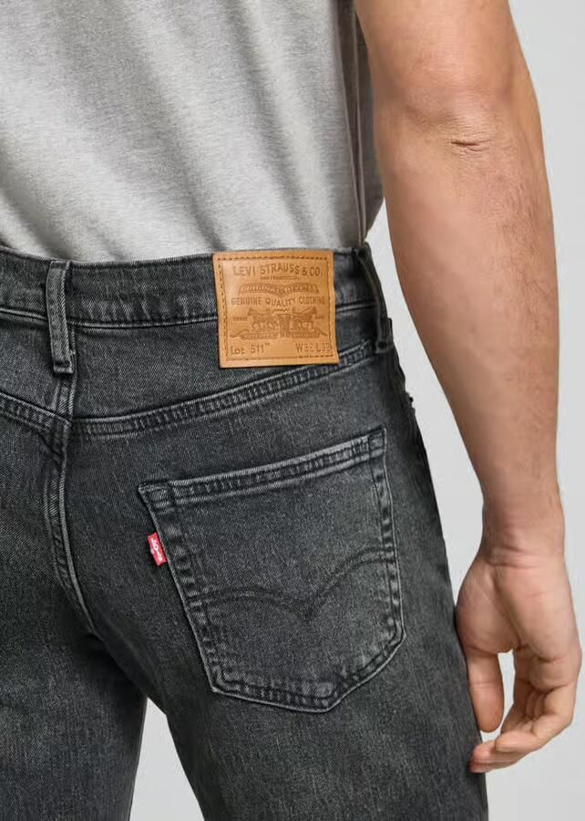 Levi's Slim fit jeans met steekzakken model '511™' - Foto 2