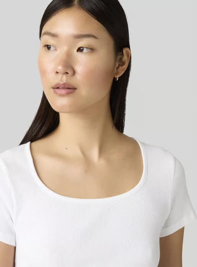 Levi's T-shirt ESSENTIAL SQRD NE Fijne ribkwaliteit