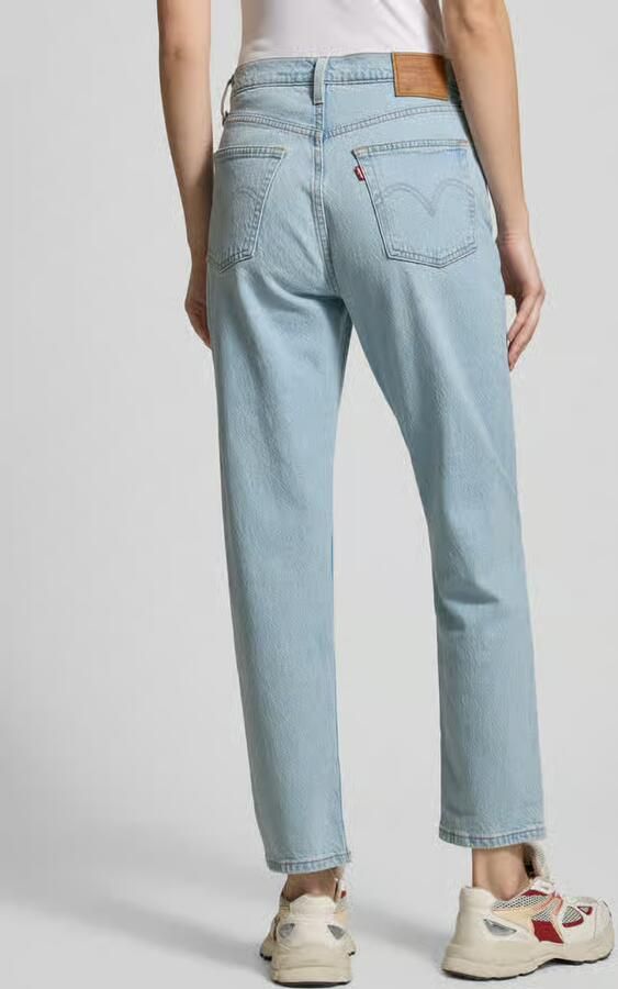 Levi's Straight leg jeans in 5-pocketmodel model 'WOW ME OVER'