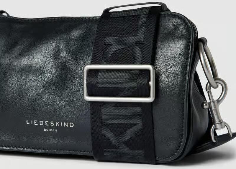 Liebeskind Berlin Schoudertas CLARICE NATURAL SHEEP Clarice Gecertificeerd volgens Leather Working Group