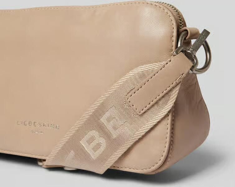 Liebeskind Berlin Schoudertas CLARICE NATURAL SHEEP Clarice Gecertificeerd volgens Leather Working Group