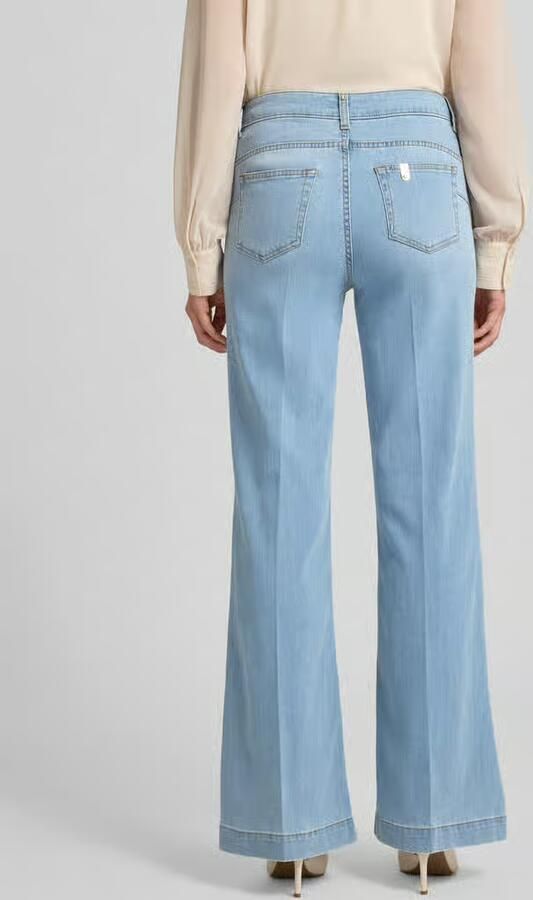 Liu Jo White Flared Jeans met steekzakken en knopen - Foto 2