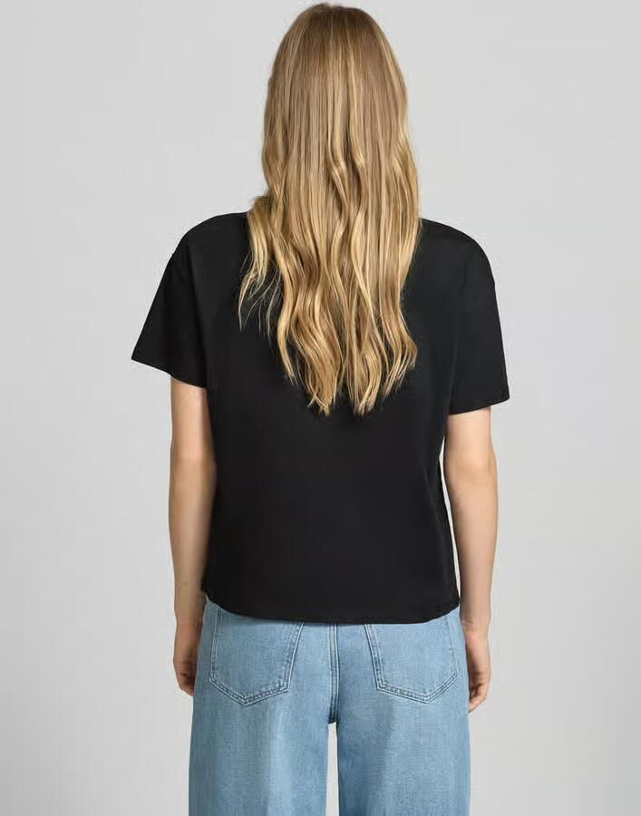 Liu Jo White T-shirt met labelstitching en met siersteentjes