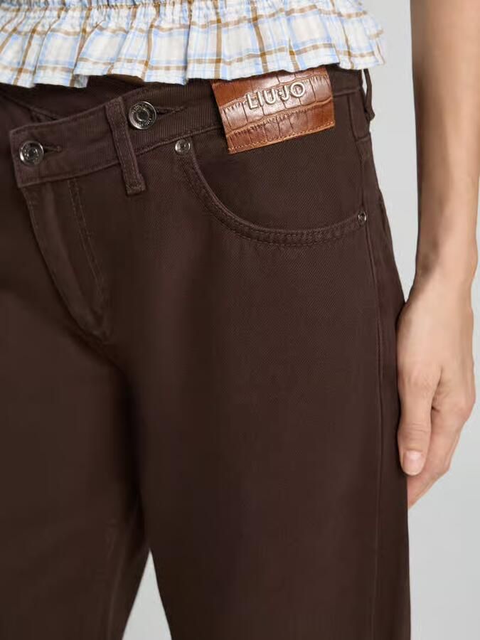 Liu Jo White wide fit jeans van pure katoen in asymmetrische look - Foto 2
