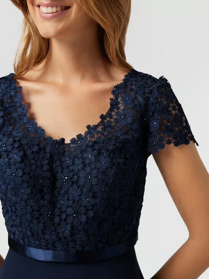 LUXUAR FASHION Cocktailjurk met siersteentjes en bloemenborduursels
