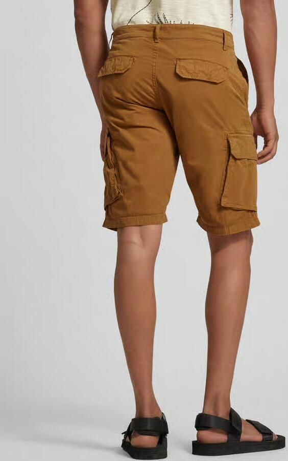 Lyle & Scott Regular fit korte cargobroek met logostitching model 'WEMBLEY'