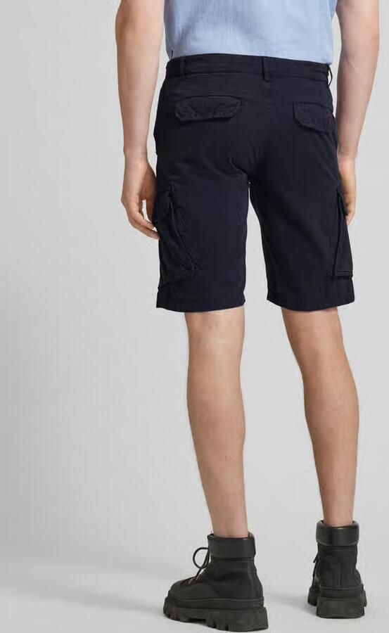 Lyle & Scott Regular fit korte cargobroek met logostitching model 'WEMBLEY'