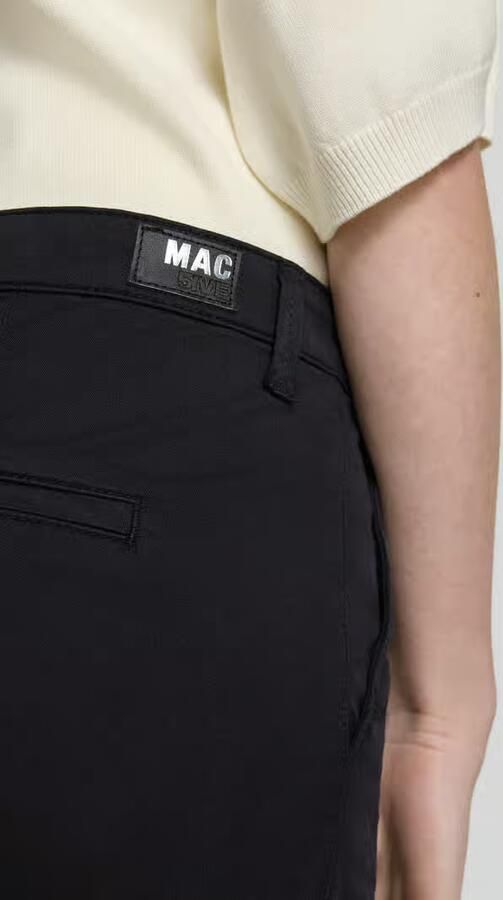 MAC Chino turn up met subtiele glans elegant en sportief tegelijk - Foto 8