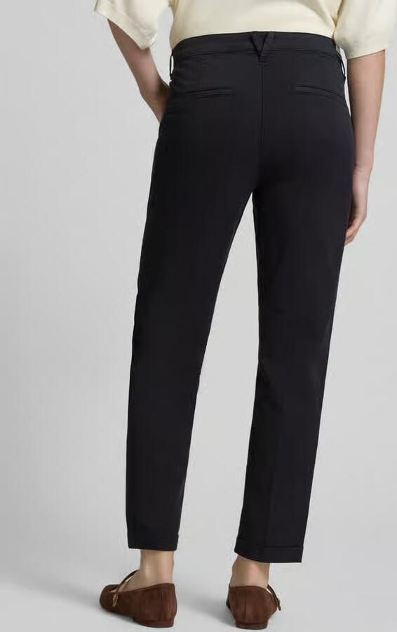 MAC Chino turn up met subtiele glans elegant en sportief tegelijk - Foto 9