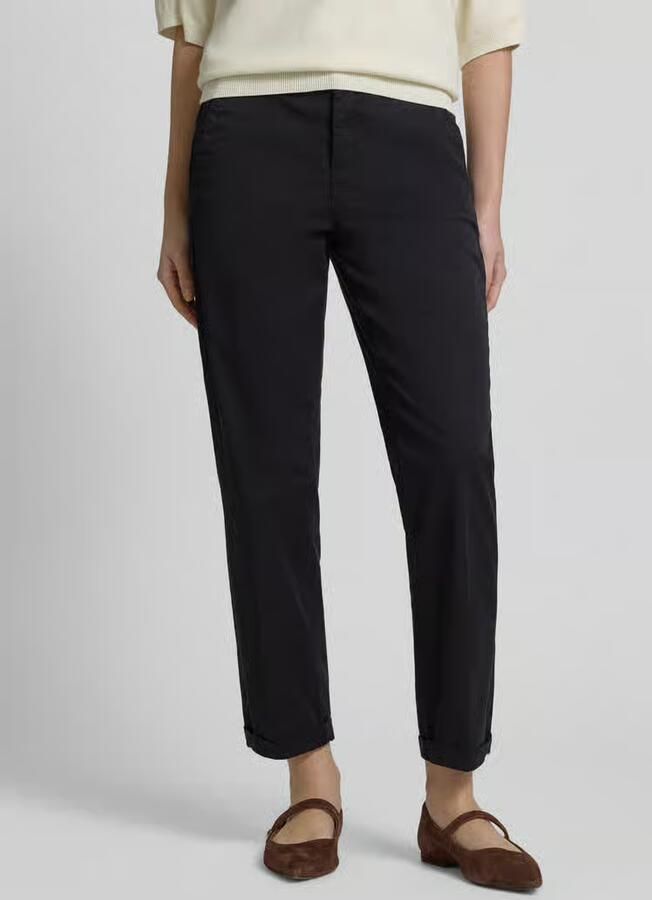 MAC Chino turn up met subtiele glans elegant en sportief tegelijk