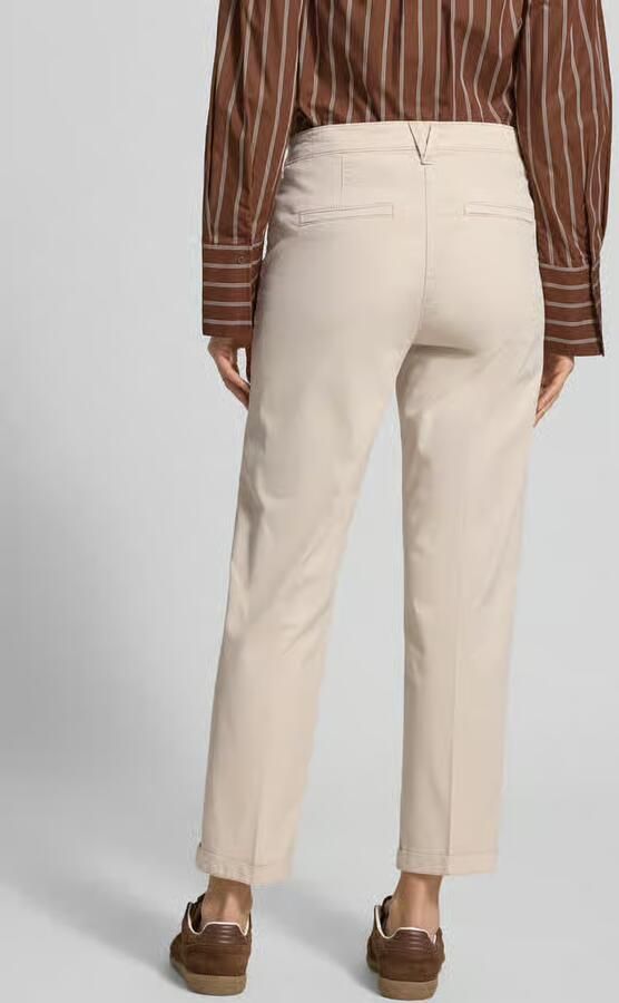 MAC Chino turn up met subtiele glans elegant en sportief tegelijk - Foto 12
