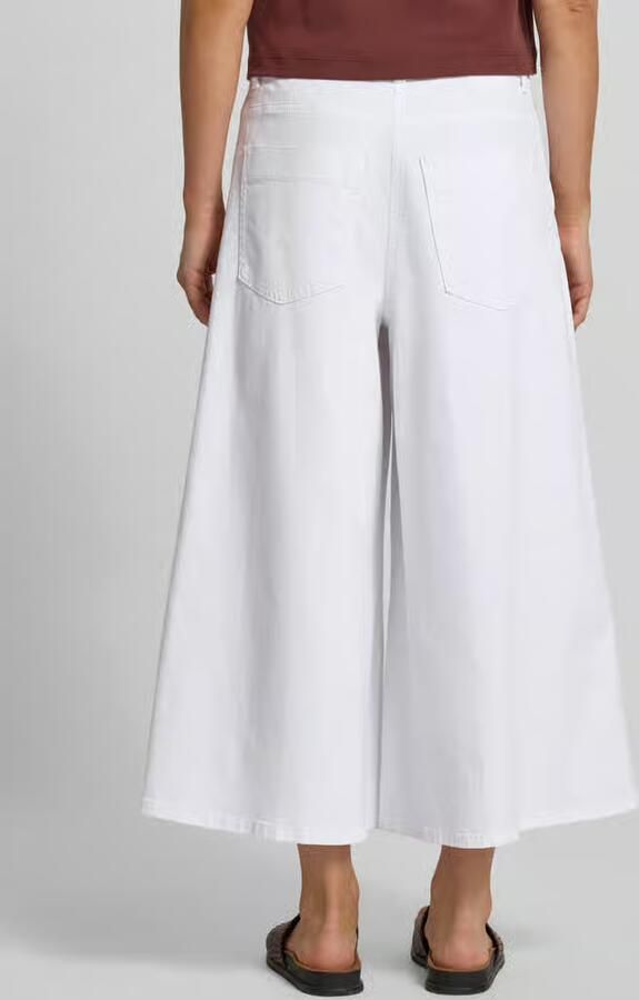 MAC wide fit jeans in verkorte pasvorm model 'Ella'