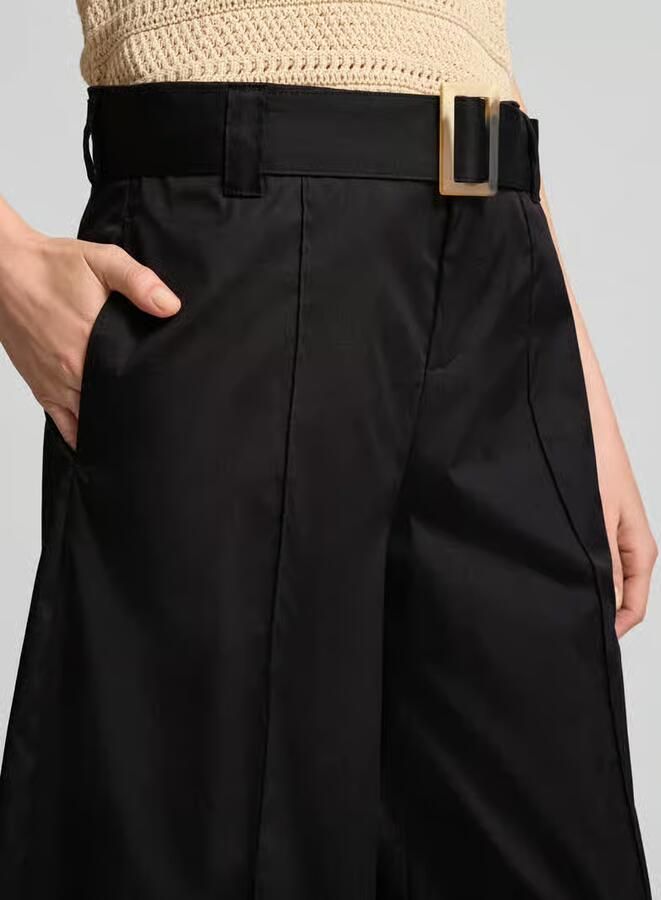 MAC Wide leg stoffen broek met vaste persplooien model 'CARLETTA'